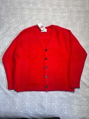 Jordan Jayson Tatum Men's L Fuzzy V-Neck Button Cardigan Red IH0612-657